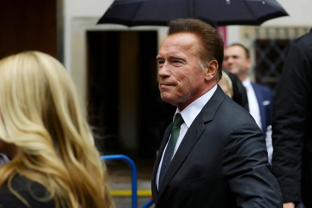 O austríaco Arnold Schwarzenegger despediu-se do compatriota