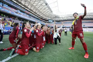 Esta é a festa de quem sofreu cinco golos... mas marcou um