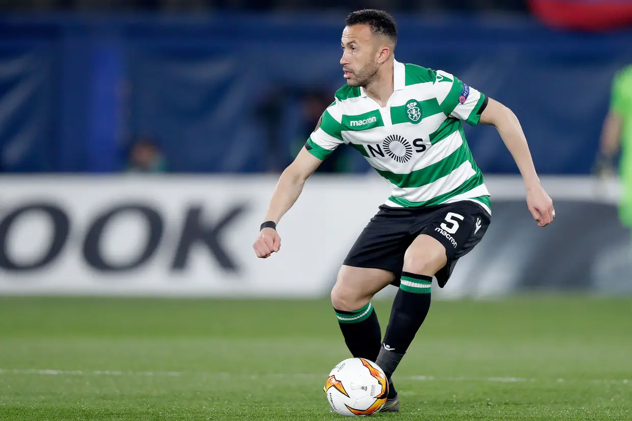 O lateral esquerdo Jefferson rescindiu com o Sporting, no fecho deste mercado de verão, e está sem clube