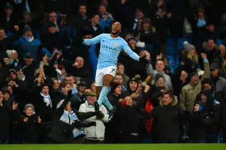 Opiniões generalizadas e jogadores sobrevalorizados: o exemplo de Raheem Sterling, que às vezes pouco mais é do que uma barata tonta