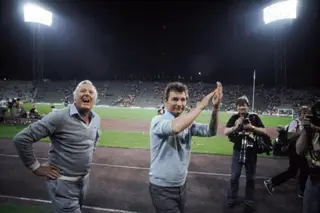 Clough a festejar com Peter Taylor o título europeu de 1979, em Munique