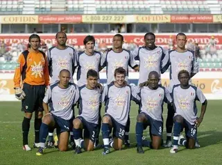 Rui Duarte (2º em baixo à esquerda) chegou ao Estrela da Amadora em 2006/07