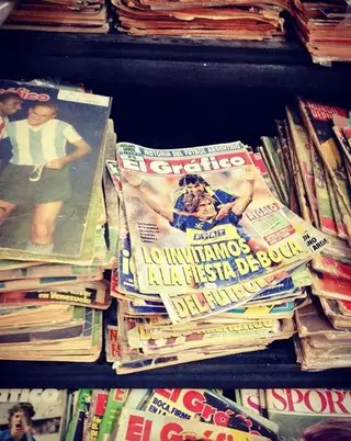 Latorre e Batistuta na revista "El Gráfico"