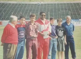 Fangueiro (3º à esquerda) com 16 anos, ao lado de Eusébio