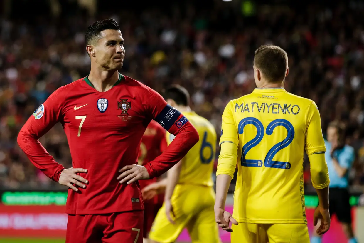 No primeiro jogo, a primeira escorregadela: Portugal empatou com a Ucrânia, em casa, na Luz. O regresso de Ronaldo à seleção correu assim-assim