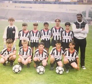Equipa de infantis do Varzim SC onde jogou Geraldo