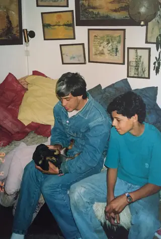 Madjer (à direita) com um amigo de infância