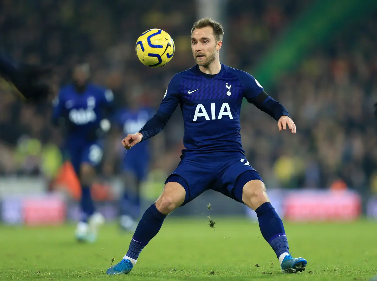 Christian Eriksen, médio criativo do Tottenham, de José Mourinho. De dele diz-se ser o melhor dinamarquês depois de Michael Laudrup. Tem 27 anos