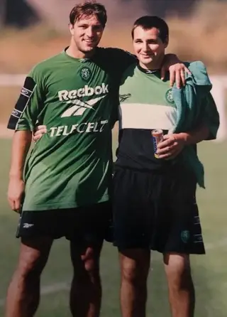 Pedro Martins com Paulinho o roupeiro do Sporting