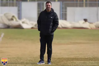 Pedro Barny treina atualmente o El Gouna, do Egipto