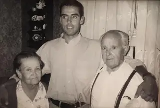 Com os avós paternos