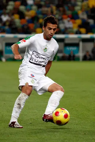 Em 2007/08 vai para o V. Setúbal onde esteve duas épocas