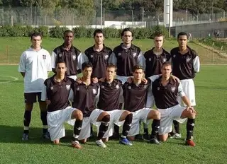 No Casa Pia, onde se tornou sénior. Diogo é o 2º em baixo à esquerda