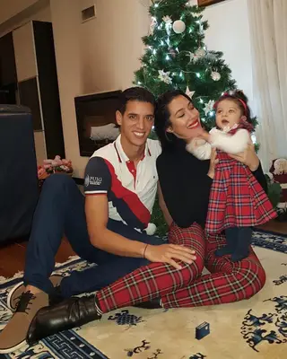 Numa foto recente com a mulher e a filha
