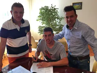 Jorge Teixeira com Ricardo Machado (ao centro), jogador que é representado por si desde os 18 anos