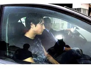 César Peixoto no carro com Pinto da Costa, a caminho de ser apresentado no FCP