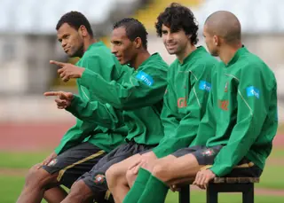 Rolando, Liedson, Tiago e Pepe durante uma pausa do treino da selecção em 2009