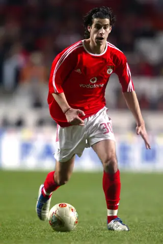 Tiago chega ao Benfica em 2001/02