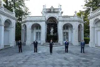 Marcelo Rebelo de Sousa, Presidente da República, com António Costa, primeiro-ministro, Fernando Gomes, presidente da FPF, Fernando Medina, presidente da CML e Ferro Rodrigues, líder da Assembleia da República, na conferência de imprensa de apresentação da final da Liga dos Campeões, em Lisboa
