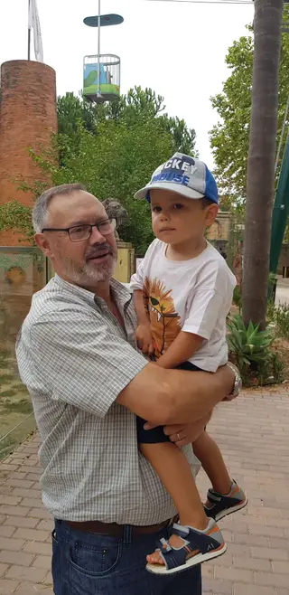 Álvaro com o neto Tiago