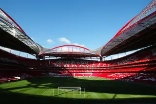 Uma das primeiras fotos tiradas ao Estádio da Luz, em 2003, pouco depois da sua inauguração