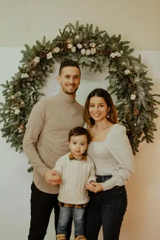Com a mulher e o filho