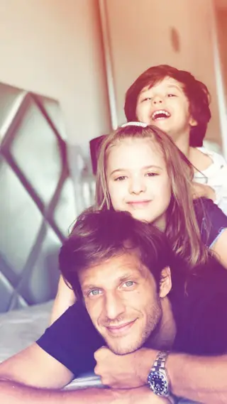 Com os dois filhos
