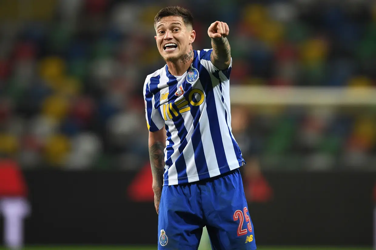 Otávio: médio do FC Porto