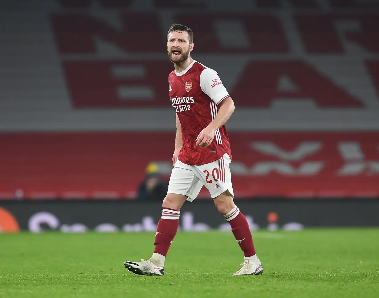 Mustafi: central do Arsenal