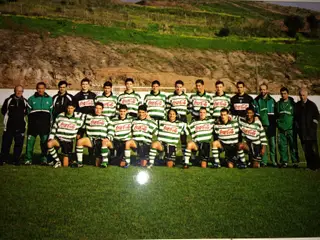 Leonel fez parte da equipa técnica que orientou a equipa de sub-16 e sub-17 em 2000/2001