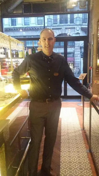 Depois do Casino Idalécio foi trabalhar para o Caffe Concerto