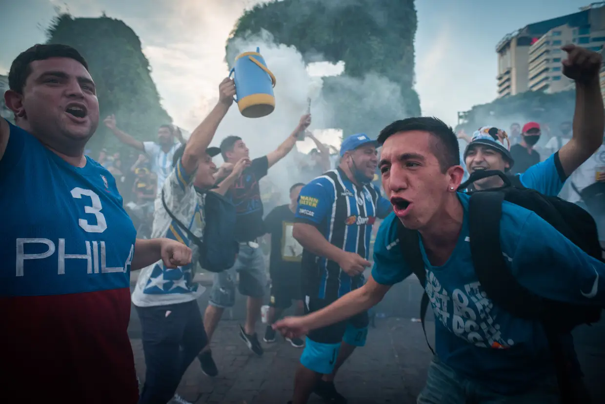 Manifestantes nas ruas de Buenos Aires