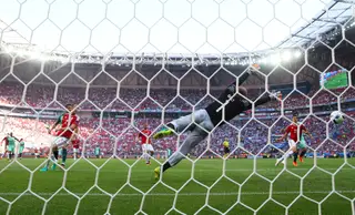 No Euro 2016, o guarda-redes húngaro sofreu três golos da Portugal. Desse dia, a primeira coisa que se lembra é do calor