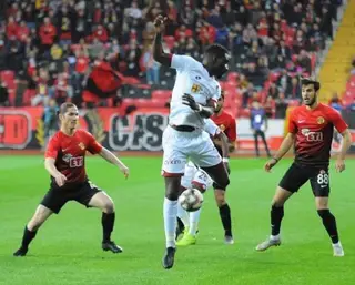 Abel também passou pelo futebol turco, através do Elazigspor
