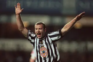 Alan Shearer, melhor marcador da história da Premier League e ídolo do Newcastle