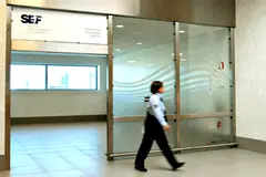 Detenção de crianças requerentes de asilo pelo SEF