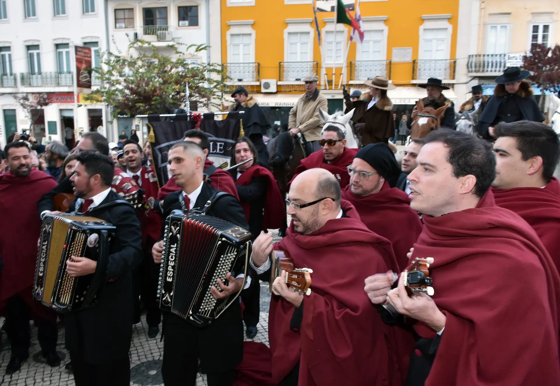 Janeiras vão ser cantadas hoje em frente aos Paços do concelho de Loulé