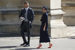 David e Victoria Beckham à chegada à capela St. George, no Castelo de Windsor, para o casamento de Harry e Meghan