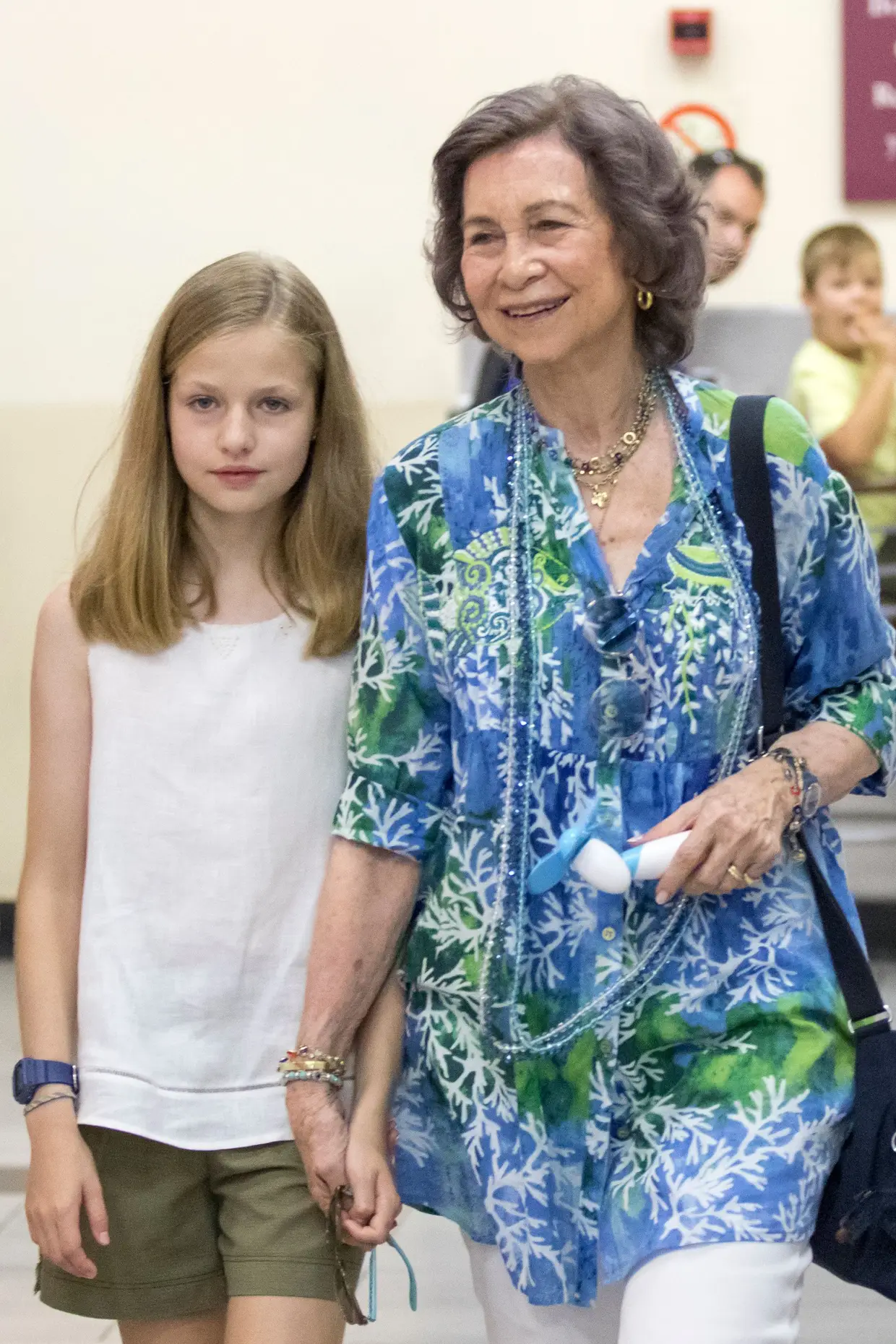 A princesa Leonor com a avó, a rainha emérita Sofía de Espanha