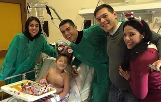 Georgina Rodríguez e Cristiano Ronaldo com o pequeno Gabriel e os seus pais