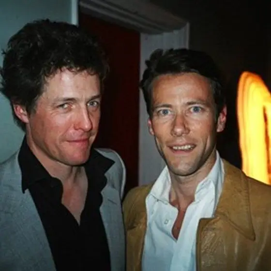 Hugh Grant e Edward Davenport