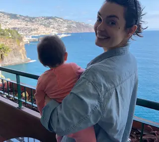 Melânia Gomes com a filha, Mafalda