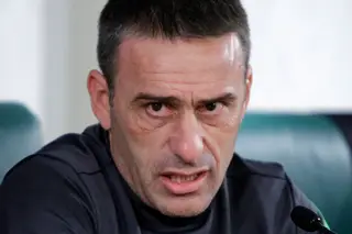 Paulo Bento deverá suceder a Víctor Sánchez no Olympiacos