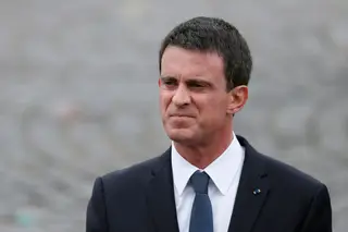 Manuel Valls diz que radical detido em março planeava ataque ao europeu de futebol