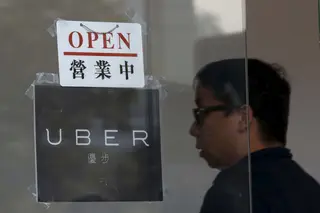 China legaliza Uber e outros aplicativos de transporte