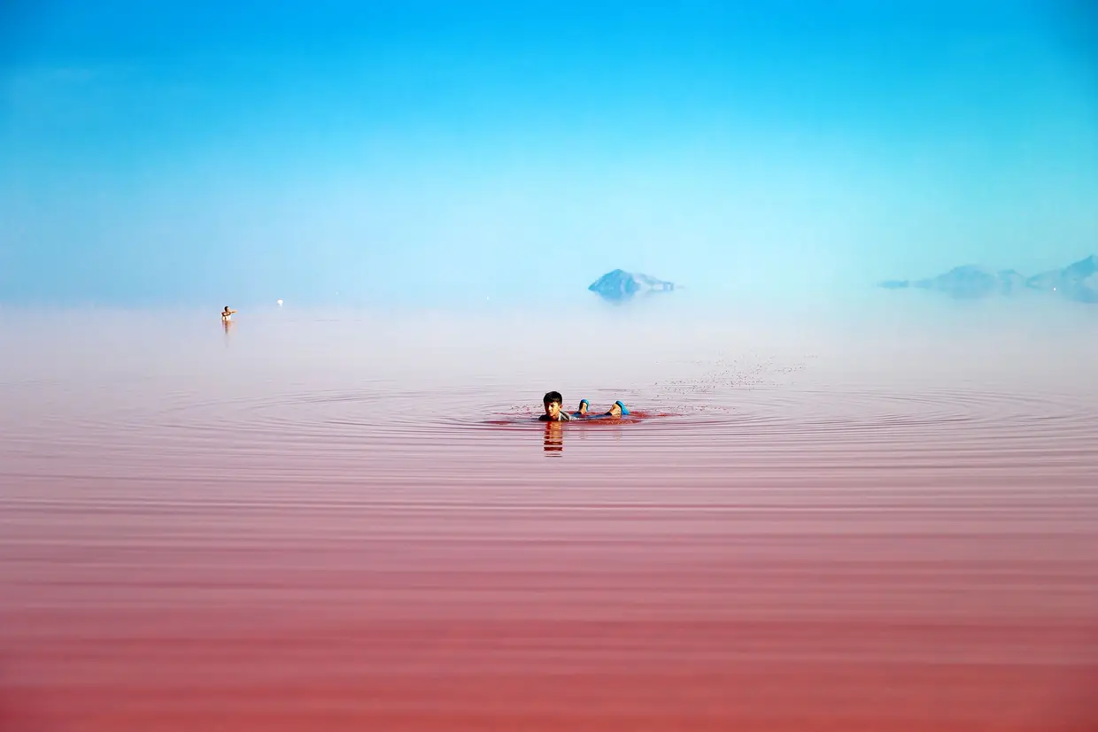 Para terminar esta galeria, uma seleção com algumas das paisagens mais deslumbrantes em diferentes regiões do Globo. Esta é no lago Urmia, no Irão.