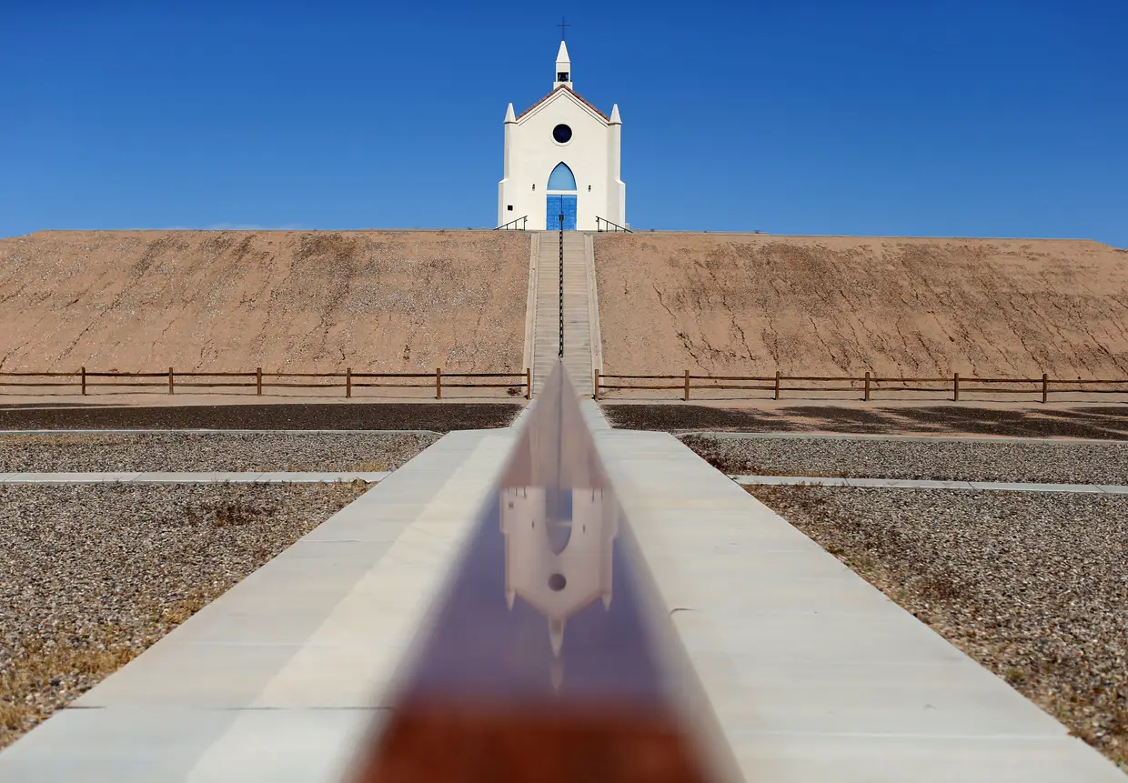 Uma igreja em Felicity, Califórnia.