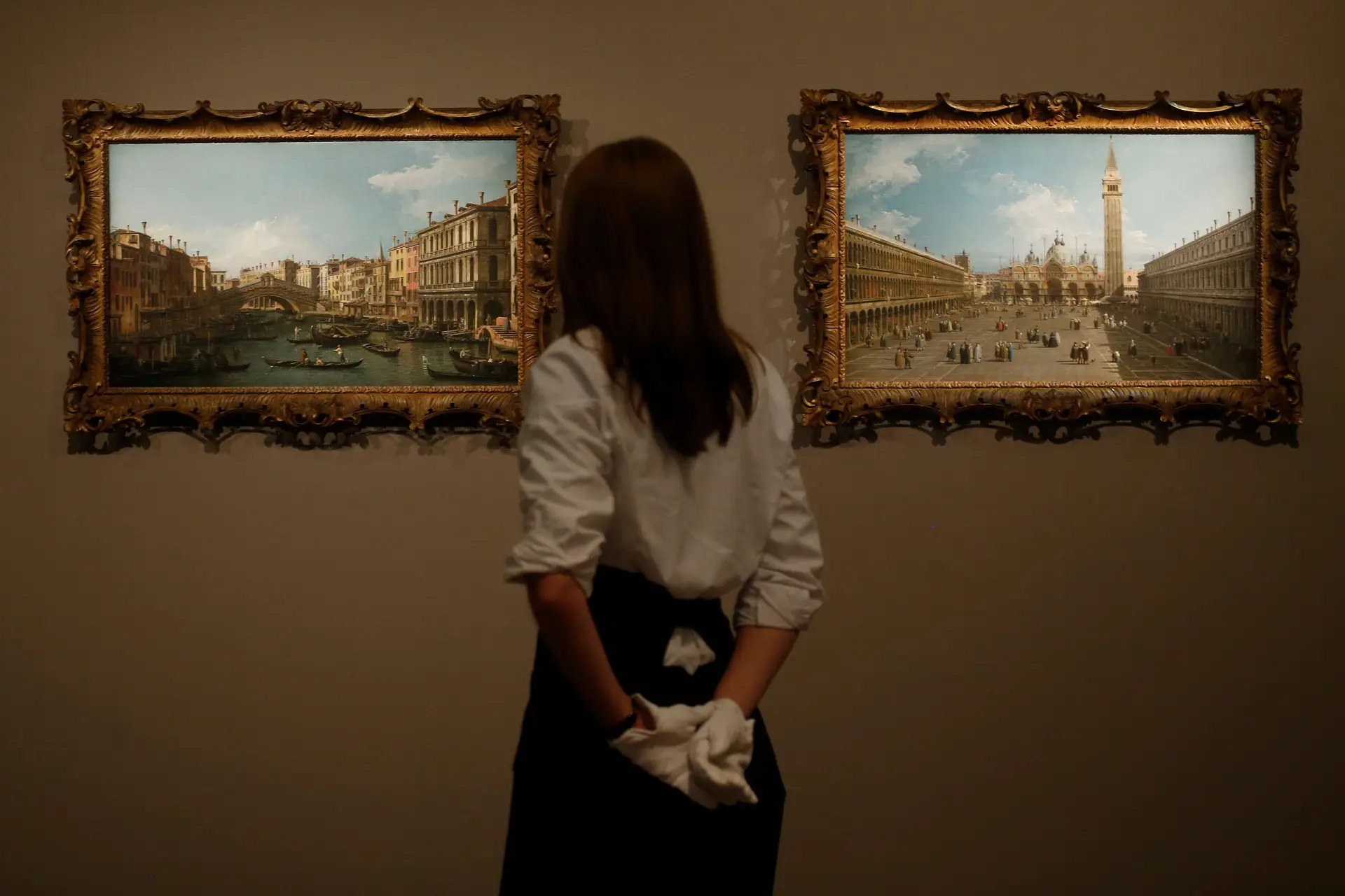 Museu De Arte Antiga Exibe Pintura De Canaletto Sobre Canal Grande De