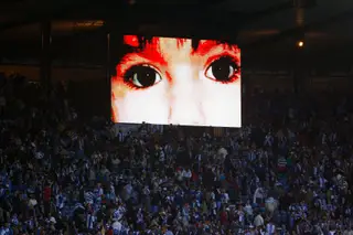 Imagens de Maddie exibidas antes da final da Taça UEFA de 2009, na Escócia, entre Sevilha e Espanyol.