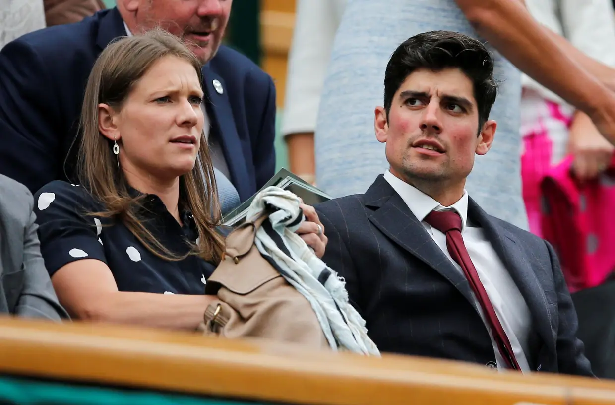 Jogador de cricket Alastaris Cook com a esposa Alice